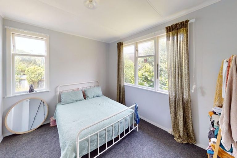 Photo of property in 42 Ruapehu Street, Castlecliff, Whanganui, 4501
