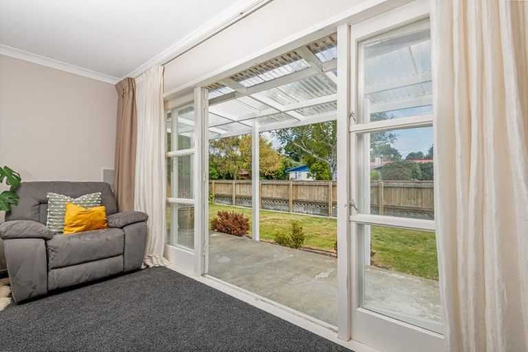 Photo of property in 134 Ruamahanga Crescent, Terrace End, Palmerston North, 4410