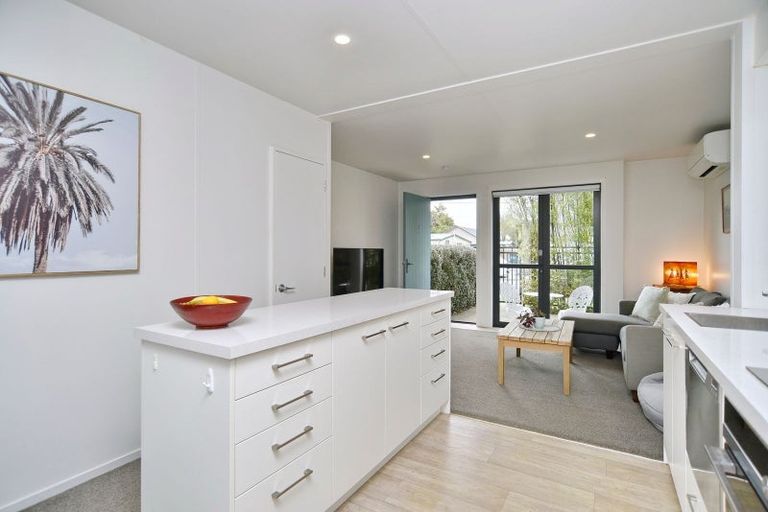 Photo of property in 14/14 Buffon Street, Waltham, Christchurch, 8023