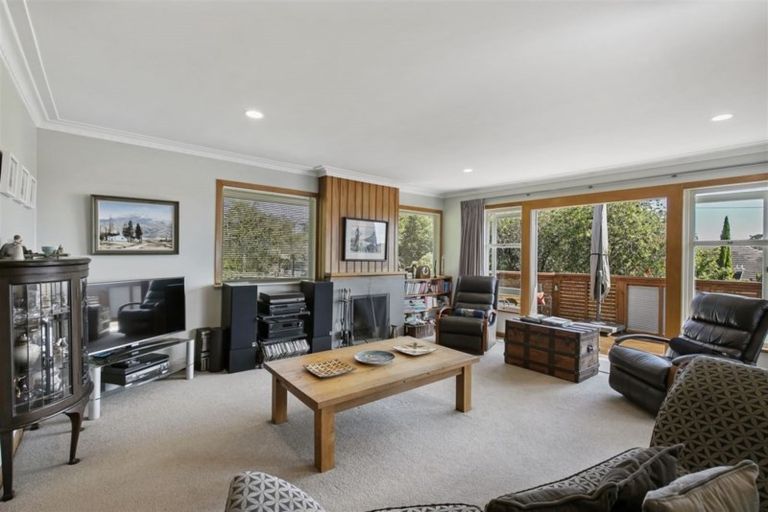 Photo of property in 19 Zion Road, Birkenhead, Auckland, 0626