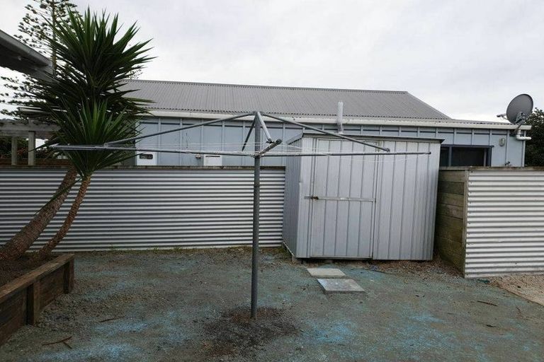 Photo of property in 25 Pukeko Place, Westshore, Napier, 4110