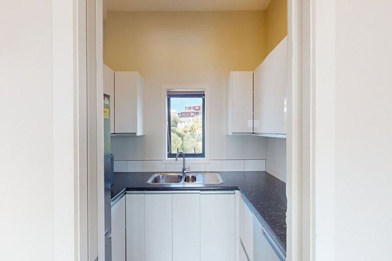 Photo of property in 1 Lyons Crescent, Strathmore Park, Wellington, 6022