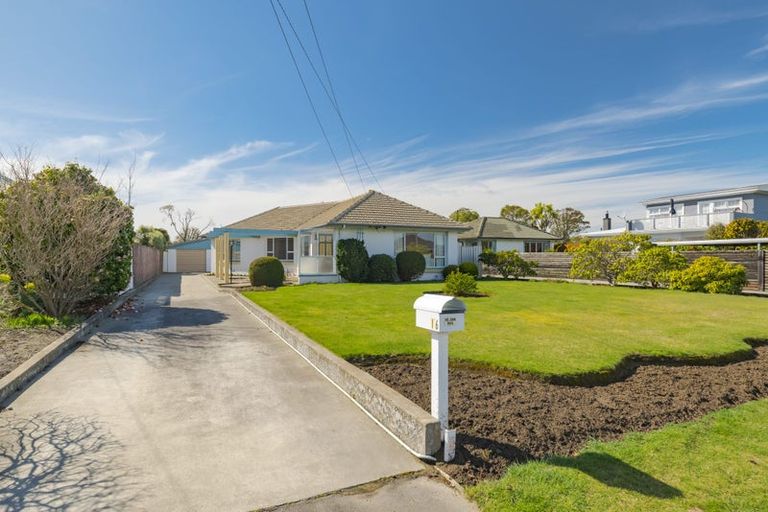 Photo of property in 16 Manuka Street, Mairehau, Christchurch, 8013