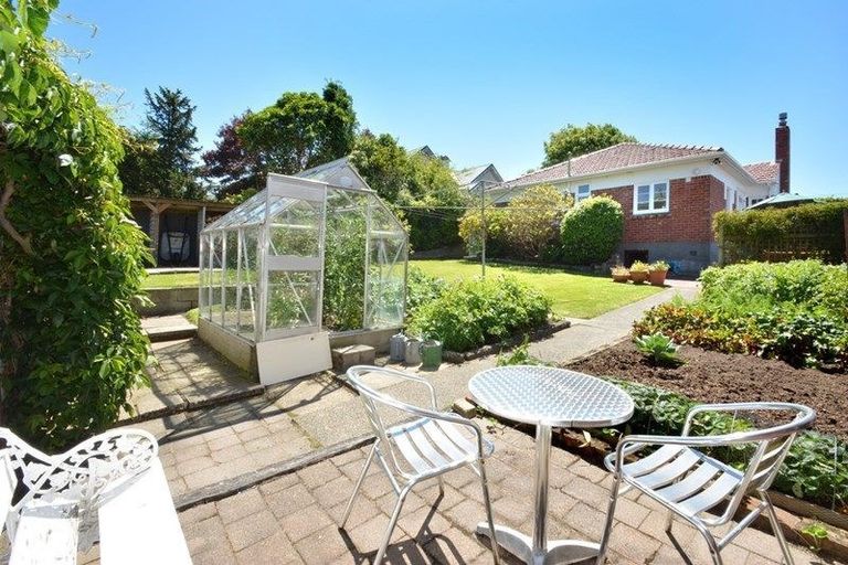 Photo of property in 25 Napier Street, Belleknowes, Dunedin, 9011