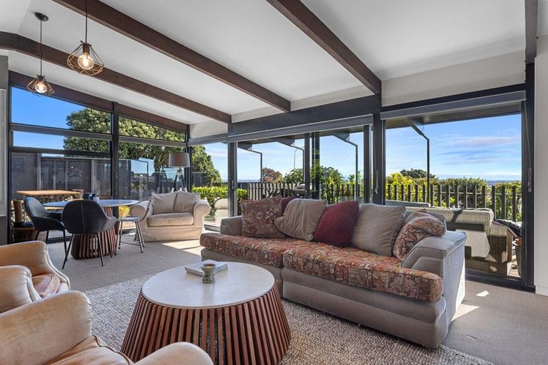 Photo of property in 65 Cannon Hill Crescent, Mount Pleasant, Christchurch, 8081