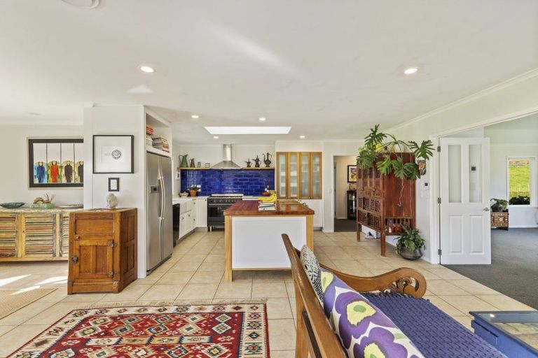 Photo of property in 369 Tariki Road, Ratapiko, 4390