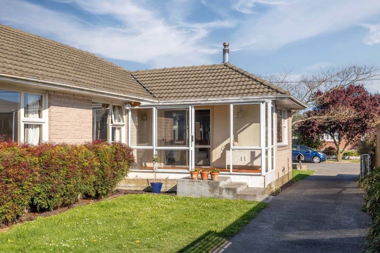 Photo of property in 21 Norrie Street, Redwood, Christchurch, 8051