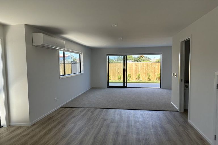 Photo of property in 11 Pipi Place, Levin, 5510