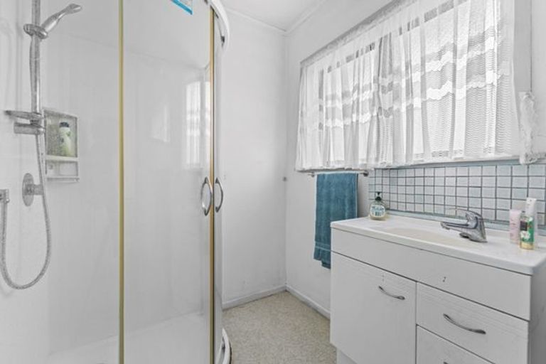 Photo of property in 86 Puriri Road, Manurewa, Auckland, 2102