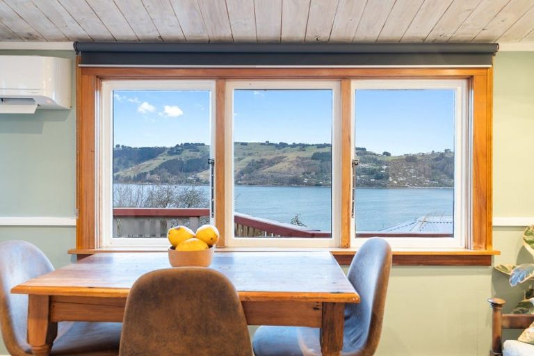 Photo of property in 2 Waireka Street, Ravensbourne, Dunedin, 9022