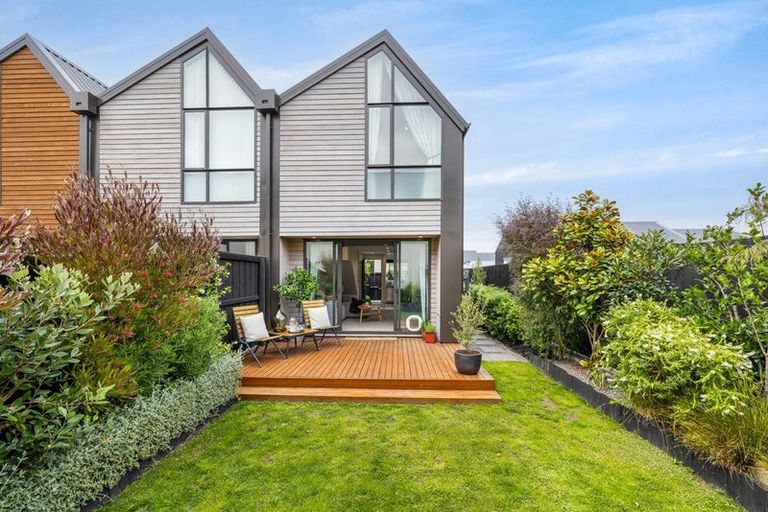 Photo of property in 11/129 Sherborne Street, St Albans, Christchurch, 8014