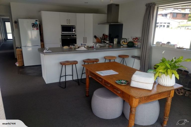 Photo of property in 8 Sandown Street, Waihola, Milton, 9073