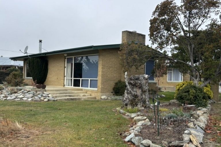 Photo of property in 9 Brandon Street, Alexandra, 9320