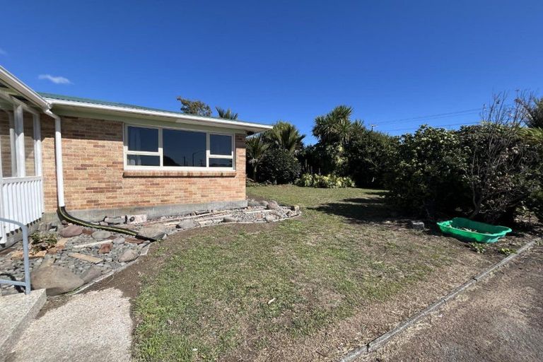 Photo of property in 21 Barrett Road, Whalers Gate, New Plymouth, 4310