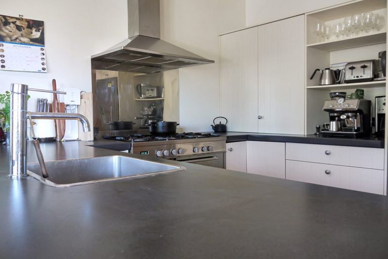 Photo of property in 33 Reuben Avenue, Brooklyn, Wellington, 6021