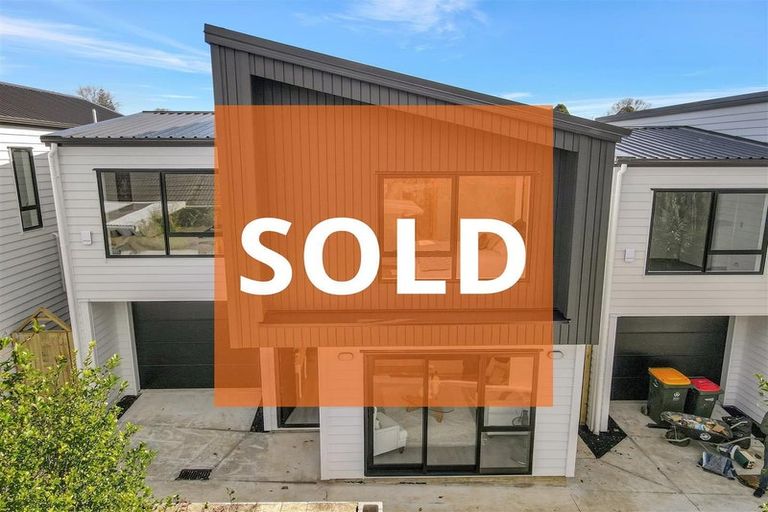 Photo of property in 45b Portadown Avenue, Pakuranga Heights, Auckland, 2010