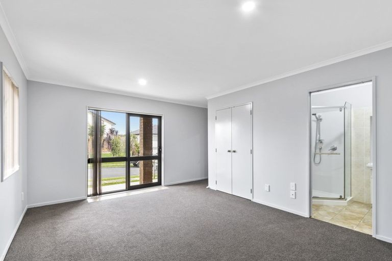Photo of property in 46 Kokako Rise, Papakura, 2110