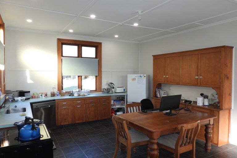 Photo of property in 30 Waiareka Valley Road, Alma, Oamaru, 9491
