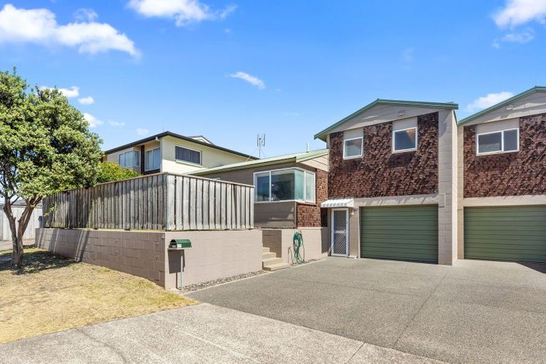 Photo of property in 63 Golf Road, Mount Maunganui, 3116