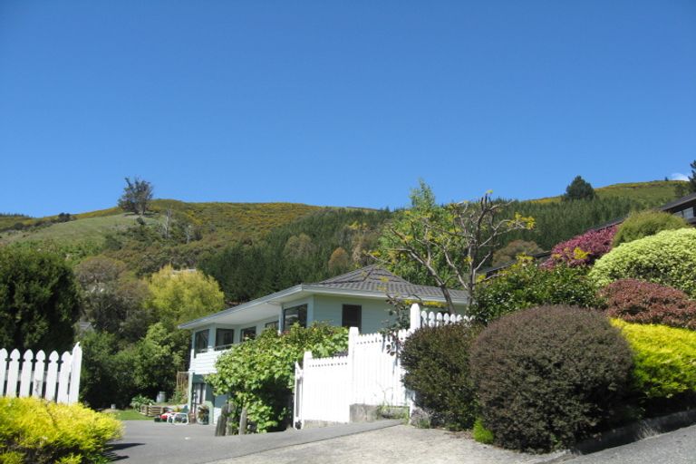 Photo of property in 52 Paremata Street, Atawhai, Nelson, 7010