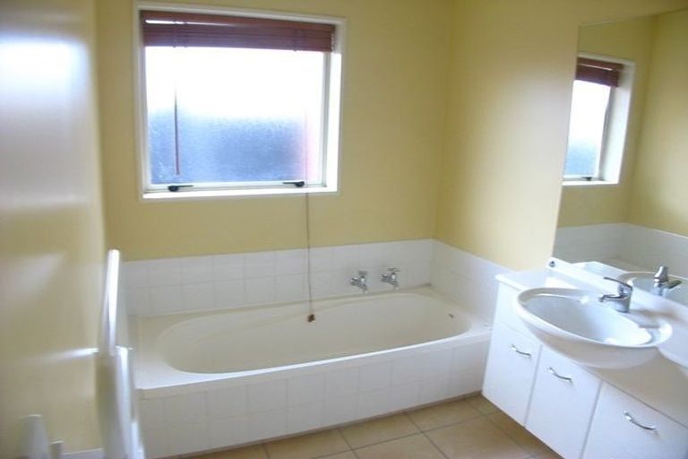 Photo of property in 6 Edward Stafford Avenue, Halswell, Christchurch, 8025