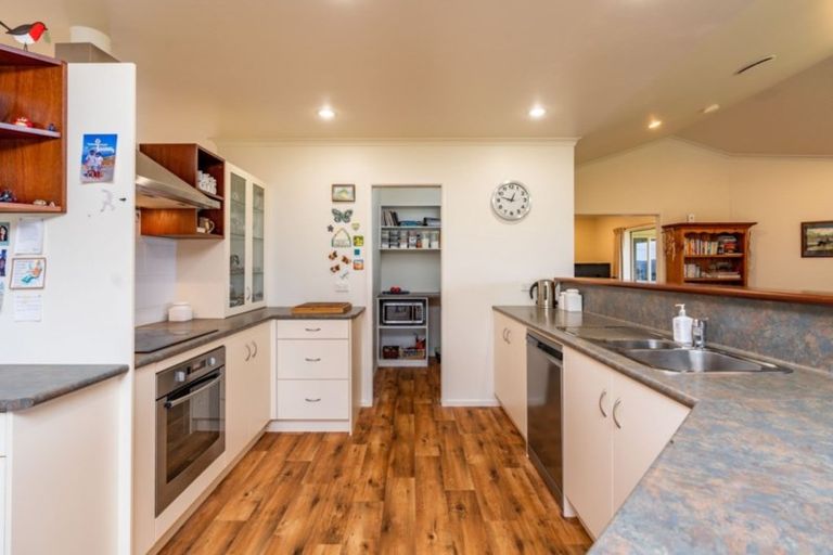 Photo of property in 73 Erskine Road, Maunu, Whangarei, 0110