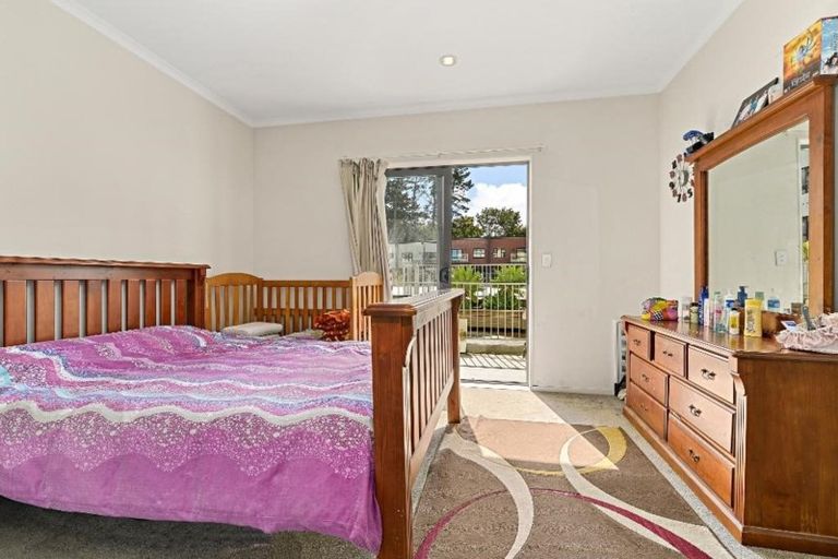 Photo of property in 201/132 Stancombe Road, Flat Bush, Auckland, 2016