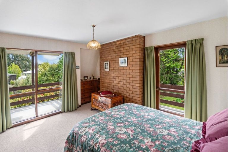 Photo of property in 14 Oakden Drive, Darfield, 7510