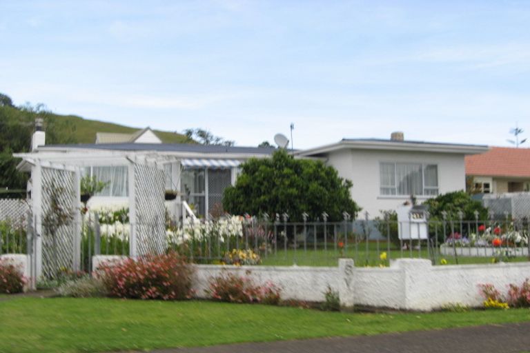 Photo of property in 46 Church Road, Mangere Bridge, Auckland, 2022