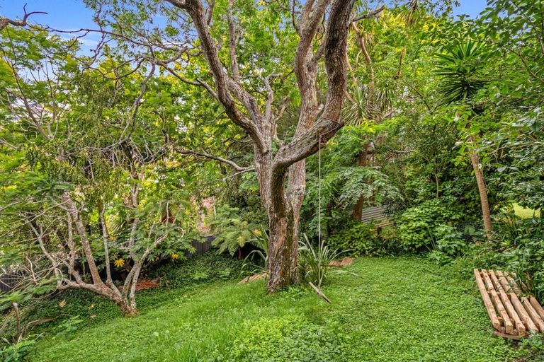 Photo of property in 18 Burtts Road, Durie Hill, Whanganui, 4500
