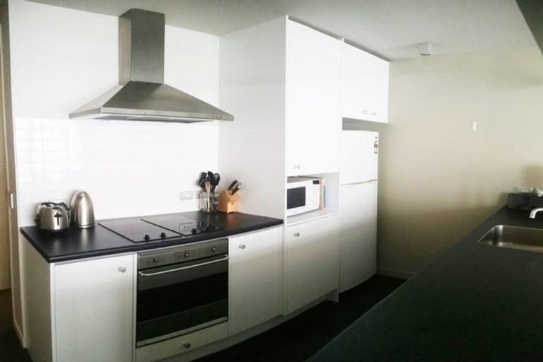 Photo of property in Montreaux Apartments, 5d/164 The Terrace, Wellington Central, Wellington, 6011