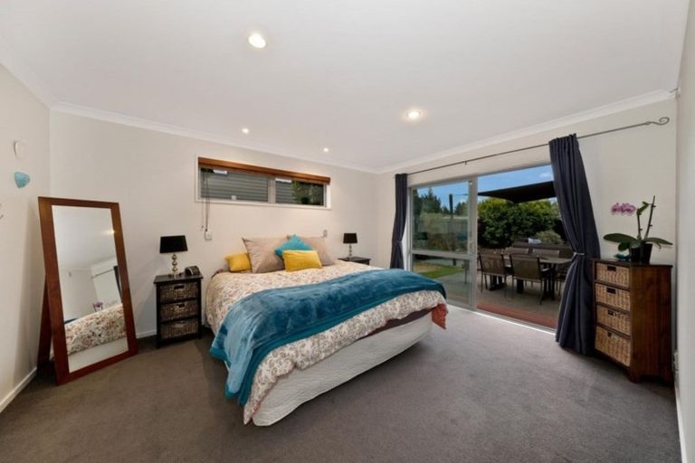 Photo of property in 10 Reka Street, Parklands, Christchurch, 8083