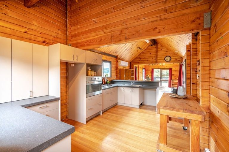 Photo of property in 13 Selwyn Avenue, Akaroa, 7520