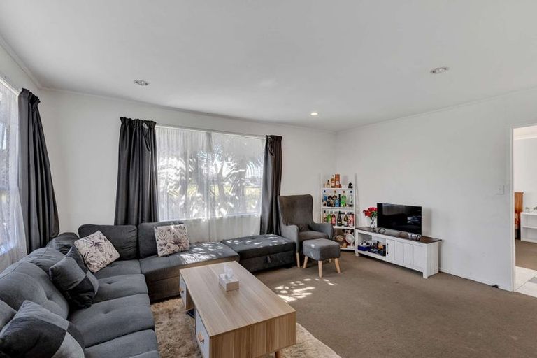Photo of property in 14 Malaspina Place, Papatoetoe, Auckland, 2025