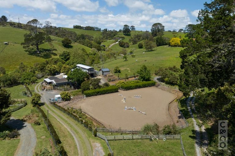 Photo of property in 25 School Road, Waimauku, 0881