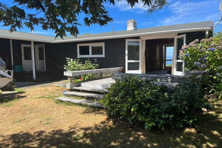 Photo of property in 12 Nisbet Terrace, Kinloch, Taupo, 3377
