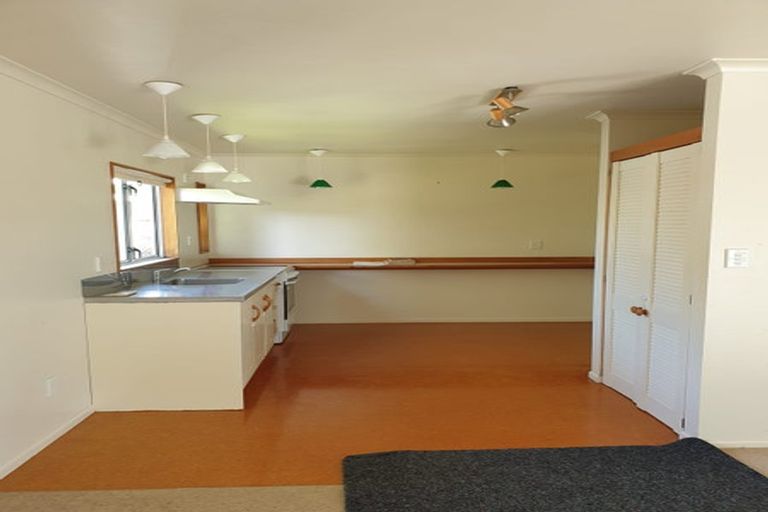 Photo of property in 7a Green Lane, Helensville, 0800