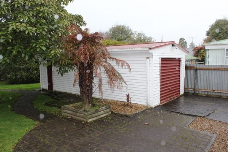 Photo of property in 12 Somme Crescent, Hillcrest, Hamilton, 3216