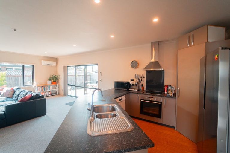 Photo of property in 5a Cornwall Road, Taradale, Napier, 4112