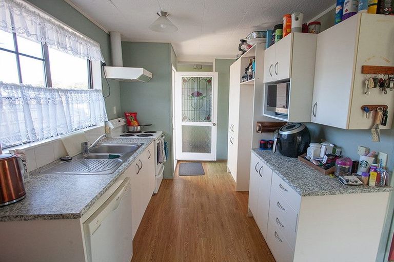 Photo of property in 8 Hamua Place, Waitara, 4320