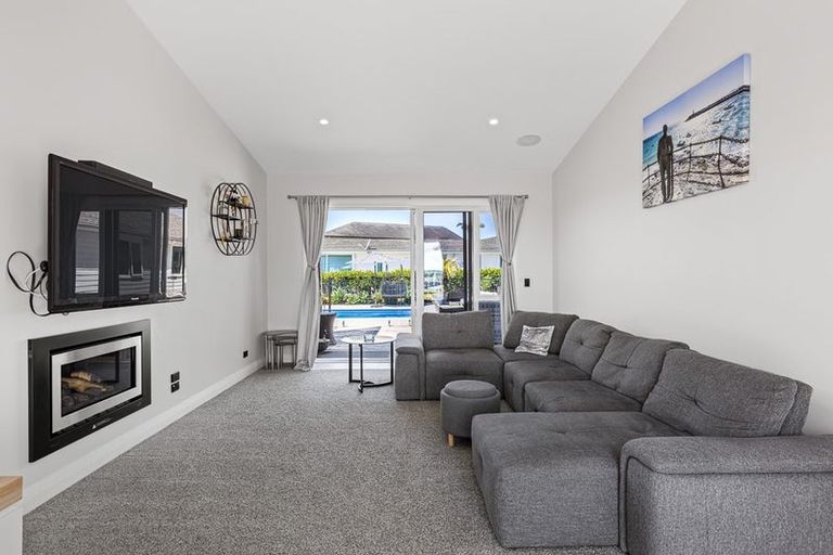 Photo of property in 16 Palm View Terrace, Gulf Harbour, Whangaparaoa, 0930