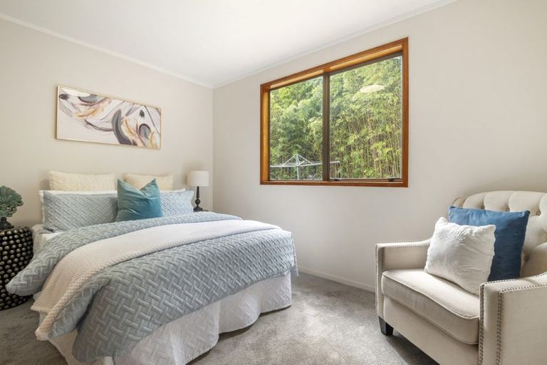 Photo of property in 38 Houston Place, Bayview, Auckland, 0629