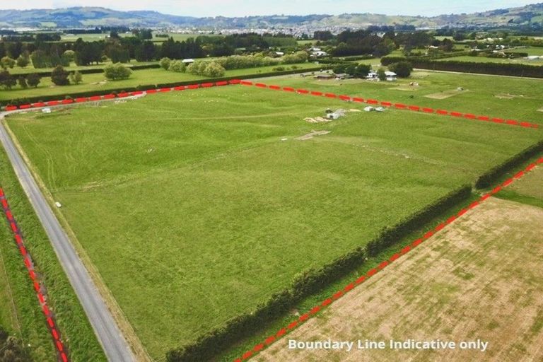 Photo of property in 323 Riccarton Road West, Mosgiel, 9092
