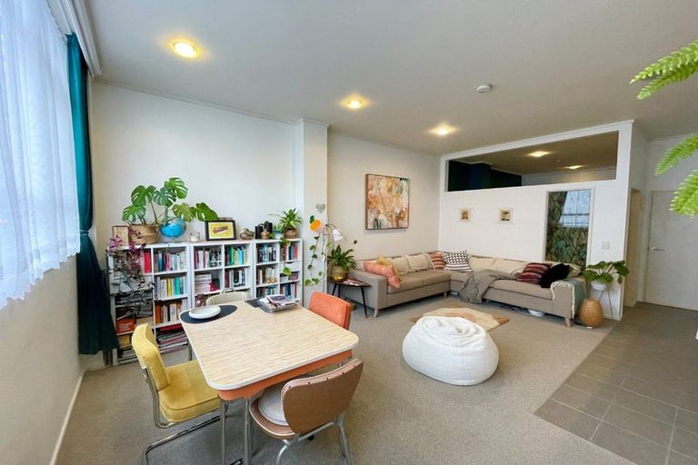 Photo of property in Edward Street Apartments, 21/3 Edward Street, Te Aro, Wellington, 6011