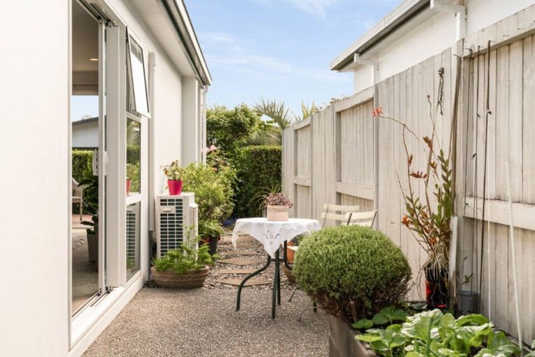 Photo of property in 8 Aubrey Way, Brookfield, Tauranga, 3110