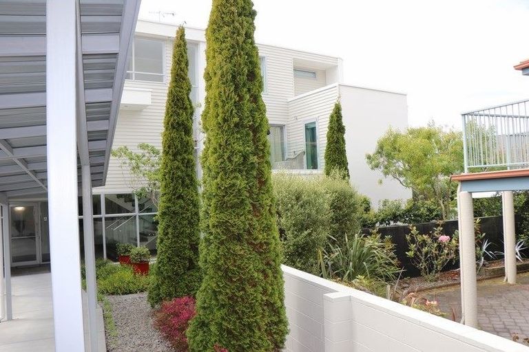 Photo of property in 1/104 Harbour Drive, Otumoetai, Tauranga, 3110