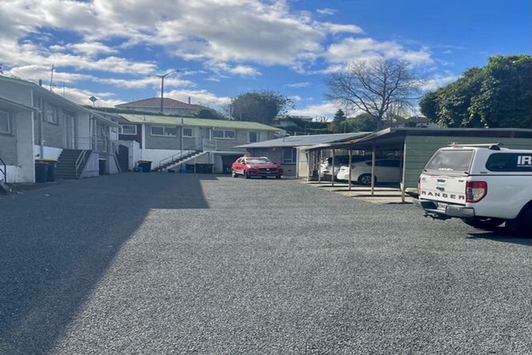 Photo of property in 2/430 Fraser Street, Parkvale, Tauranga, 3112