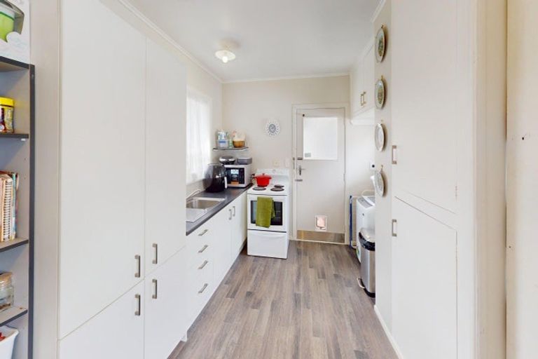 Photo of property in 118 Weraroa Road, Levin, 5510