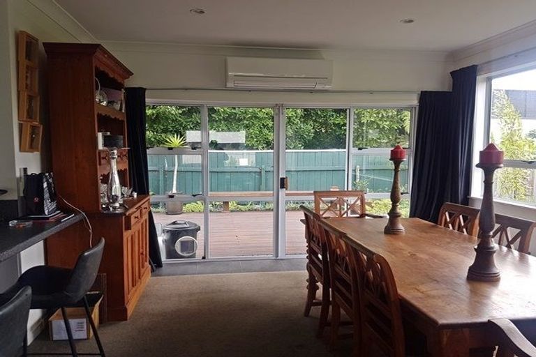 Photo of property in 79 Te Awe Awe Street, Hokowhitu, Palmerston North, 4410
