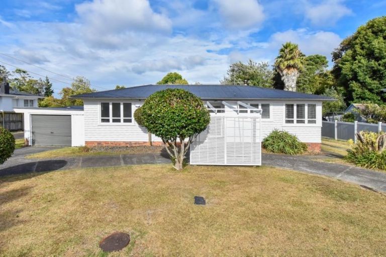 Photo of property in 28 Tampin Road, Hillpark, Auckland, 2102
